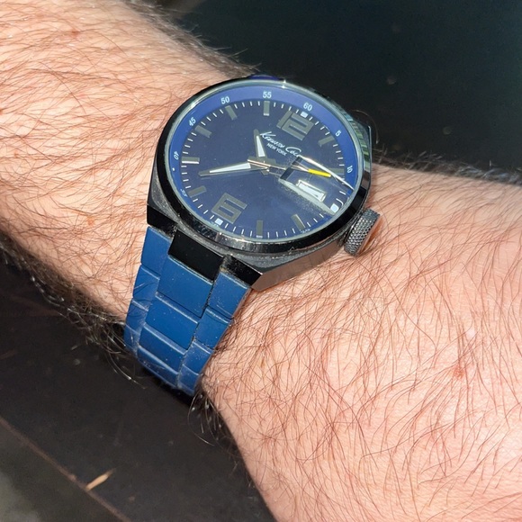 Kenneth Cole Men’s Watch - Picture 3 of 5